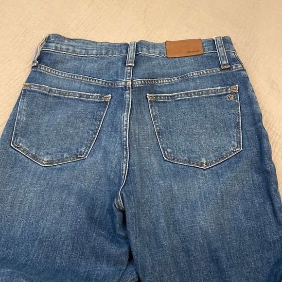 Madewell the high-rise, slim crop  boyfriend jeans. Size 25 . Style AA609 - Picture 9 of 14